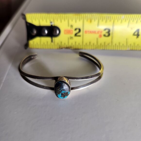 Navajo Old Pawn Sterling Silver Cuff Bracelet With Turquoise Stone & Double Band - Picture 2 of 5